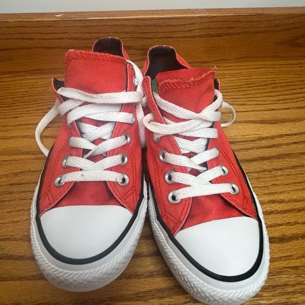 Converse All Star Crayola Scarlet Youth Size 5 Red